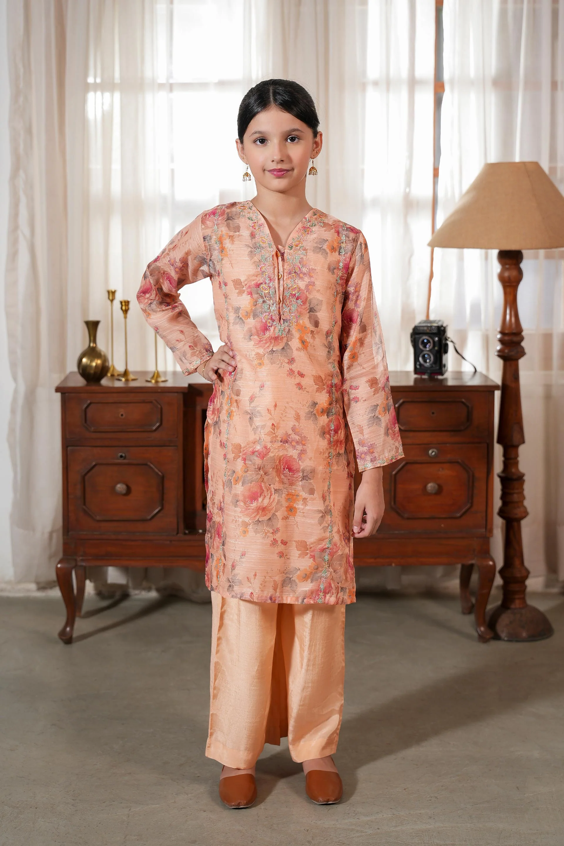 Embroidered Kali Dar Shirt With Straight Pants (DGFS-30)