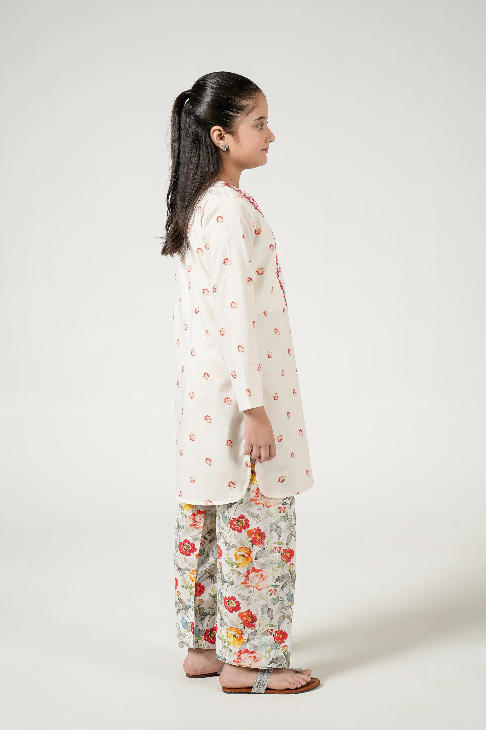 Embroidered Kameez With Shalwar (DGKS-204) - Image 3