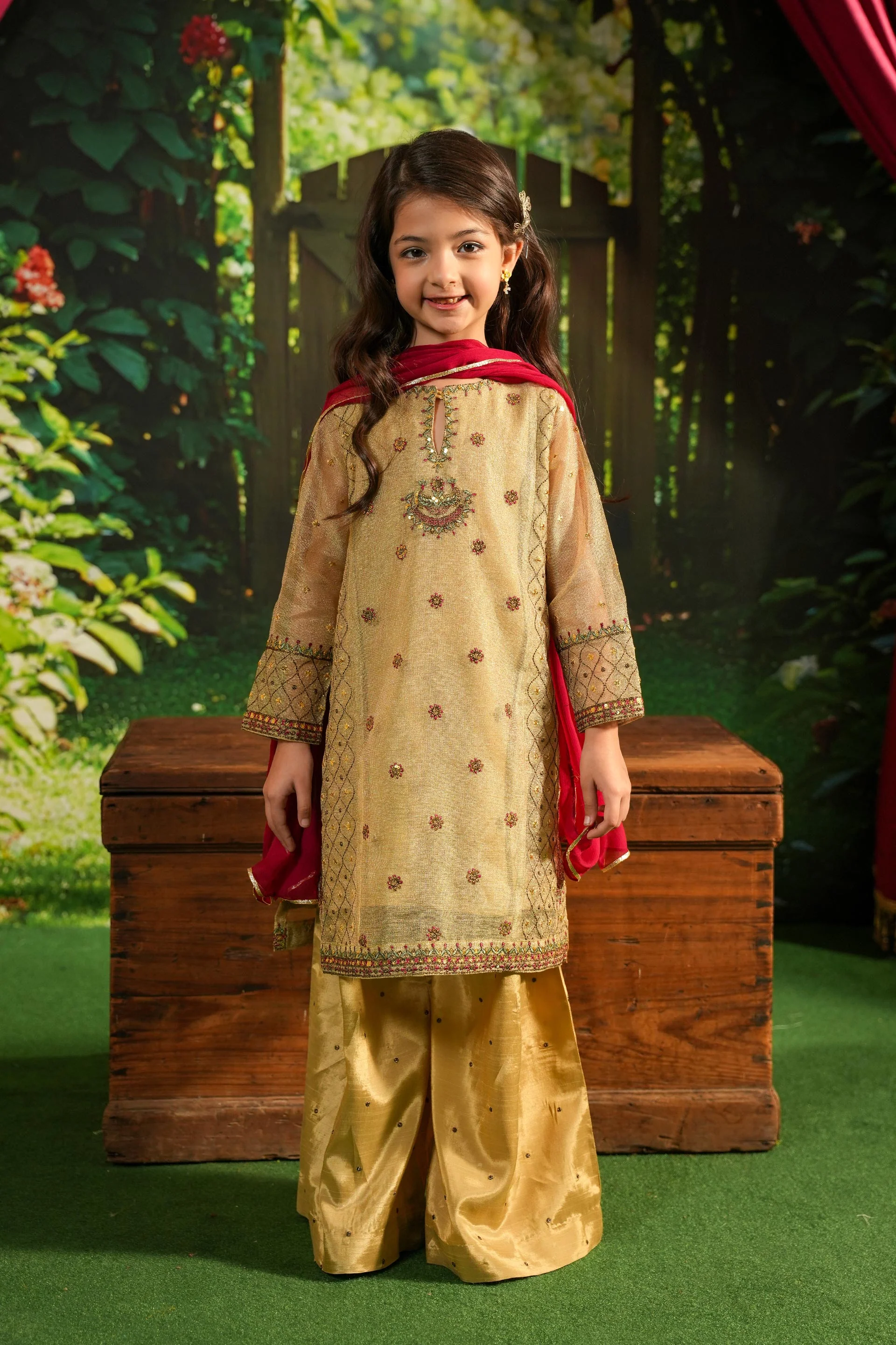 Zari Net Embroidered Kameez And Plazo Pants And Dupatta. (EFW-08)
