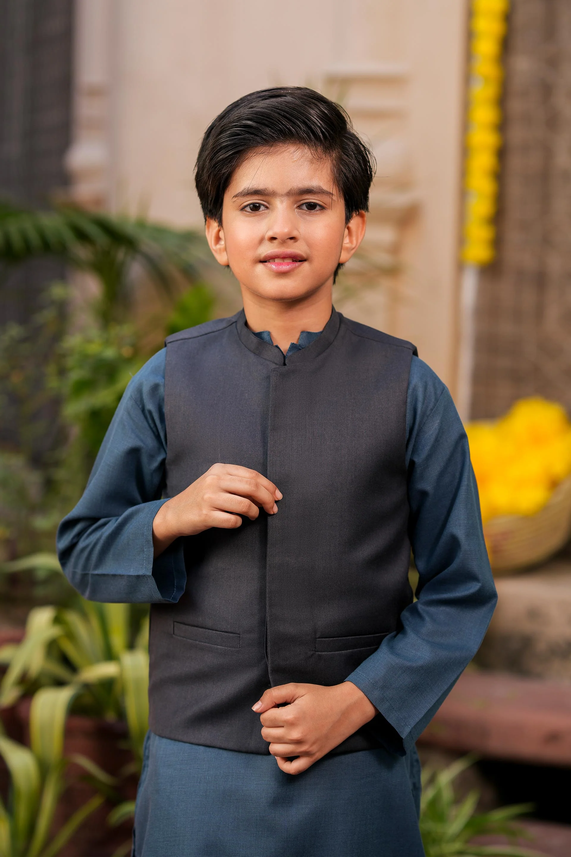 Kurta, Waistcoat & Trousers (FBSKW-889) - Image 2