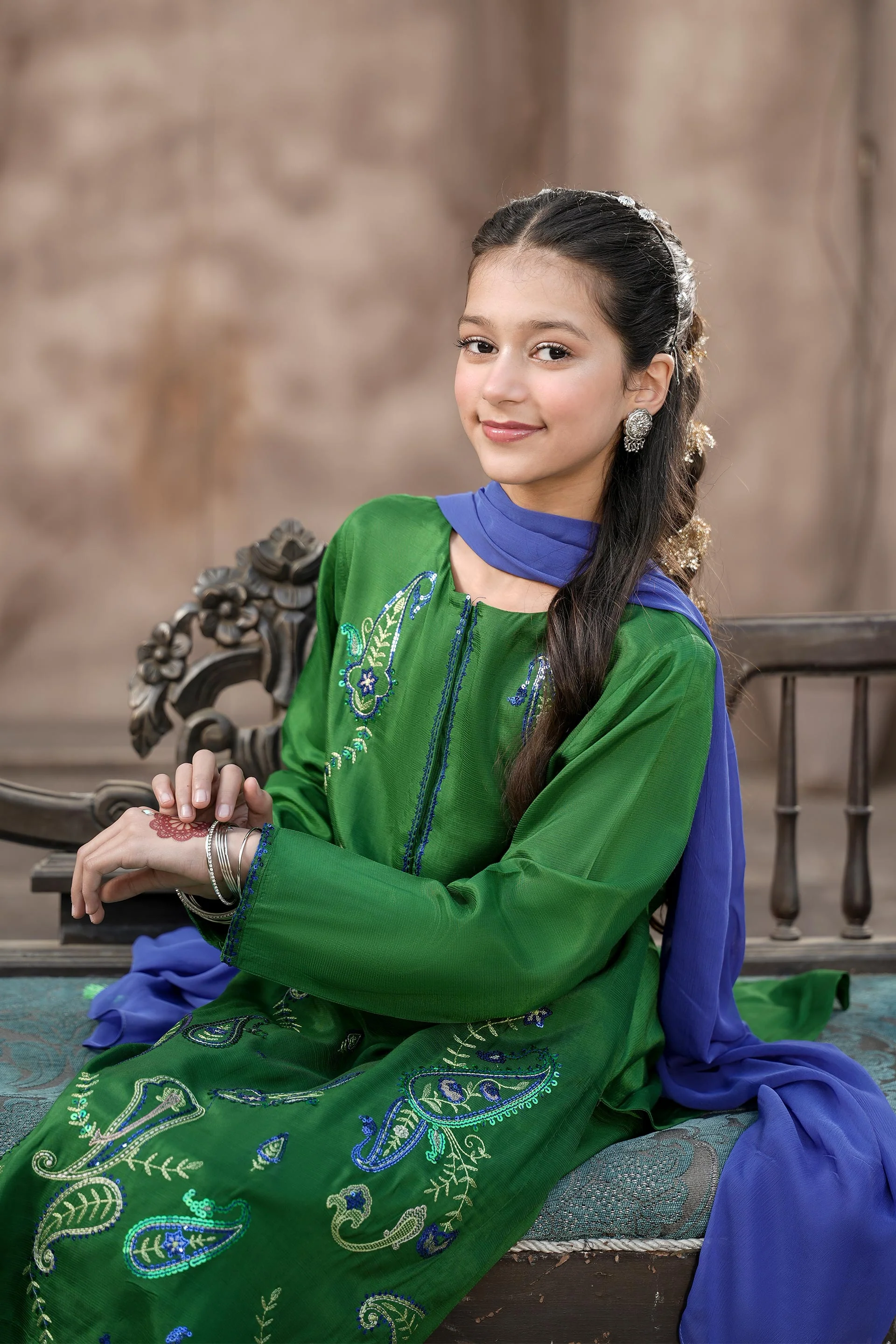 Embroidered Long Shirt With Bootcut Pants (GPW2-05) - Image 2