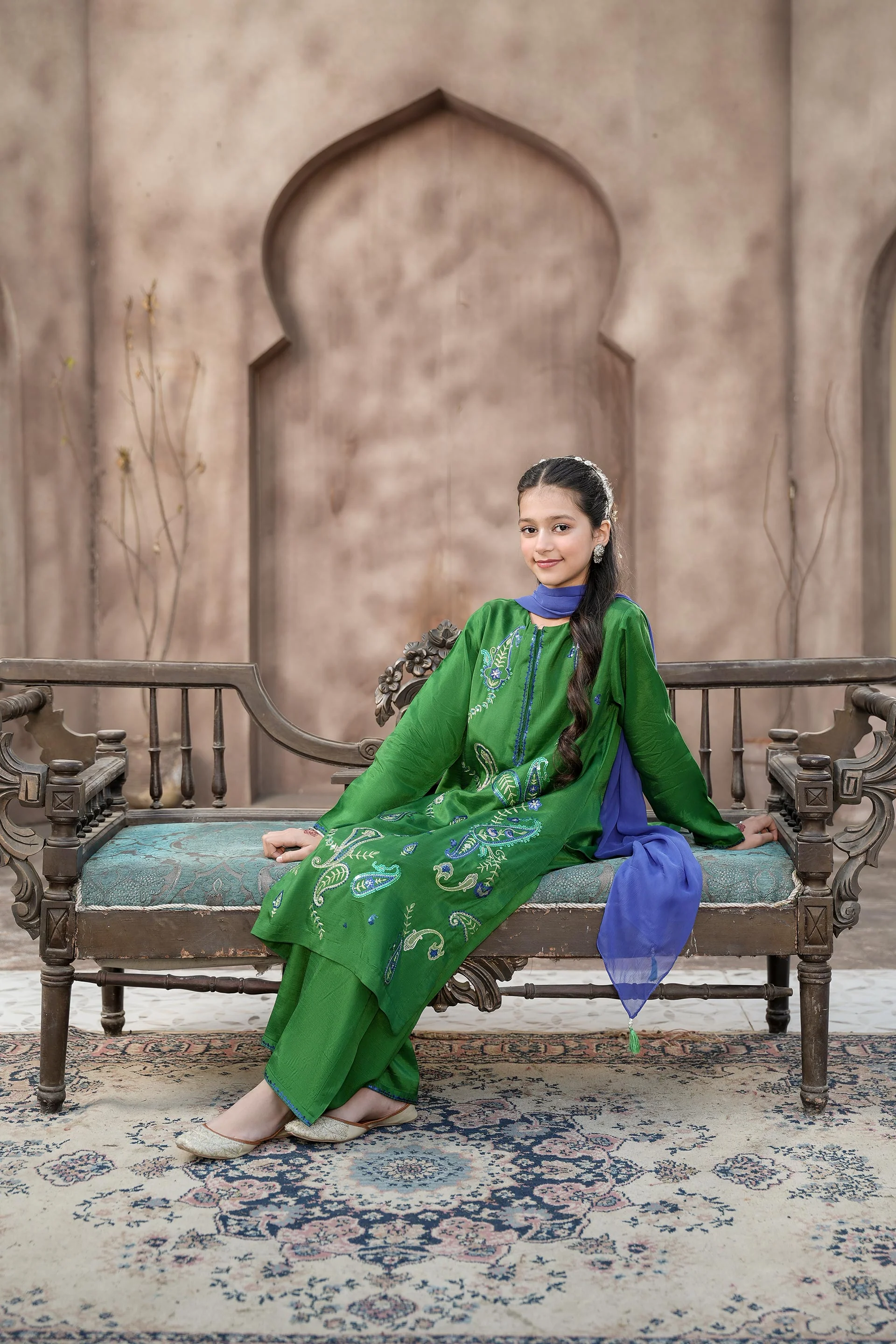 Embroidered Long Shirt With Bootcut Pants (GPW2-05) - Image 4