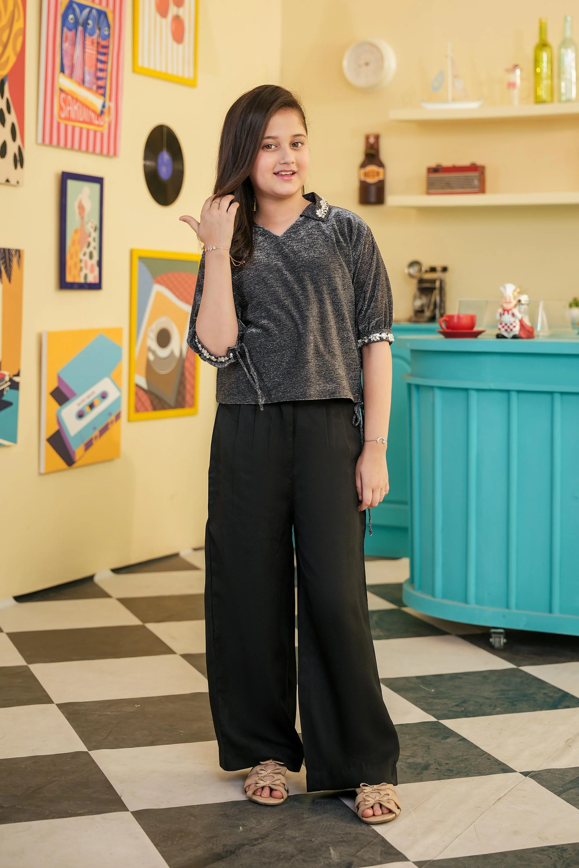 Embellished Top & Capri (MMB-C62) - Image 4