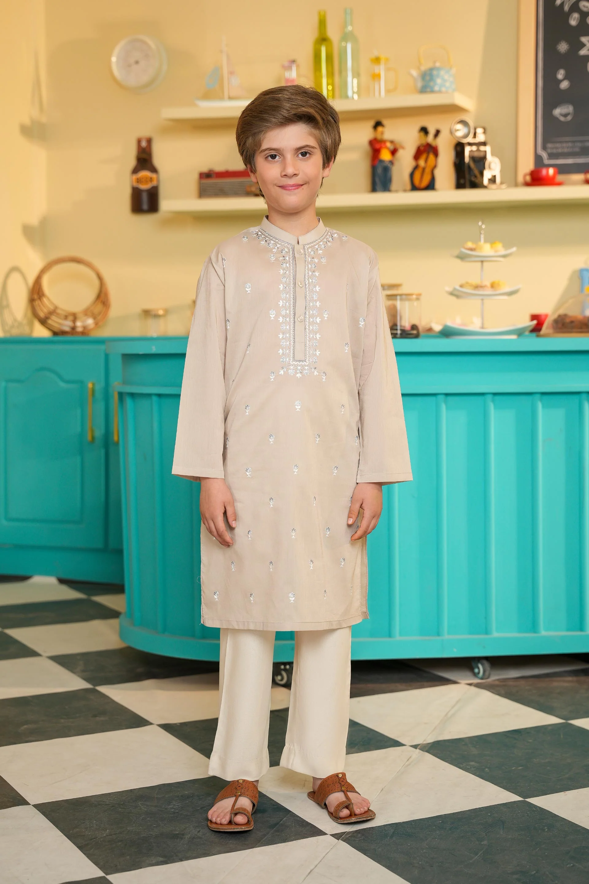 Embroidered Kurta (FBK-901)