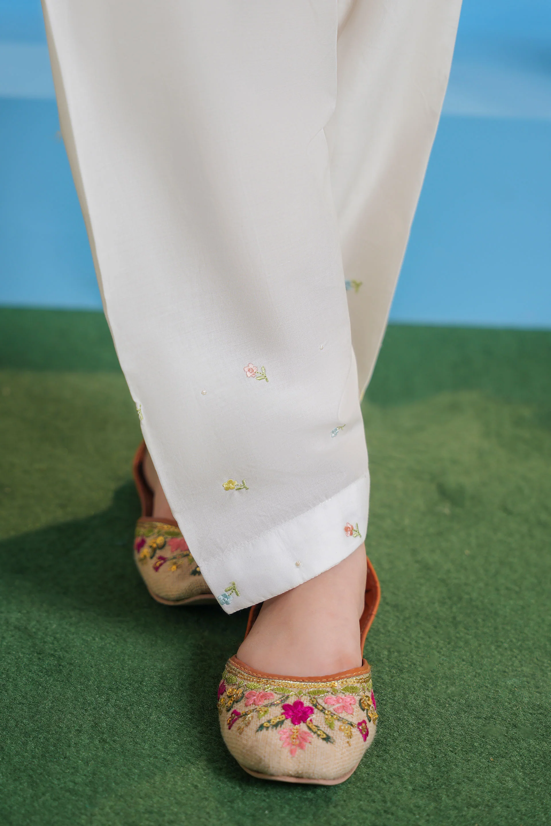 Embroidered Shalwar (GSR-75) - Image 2