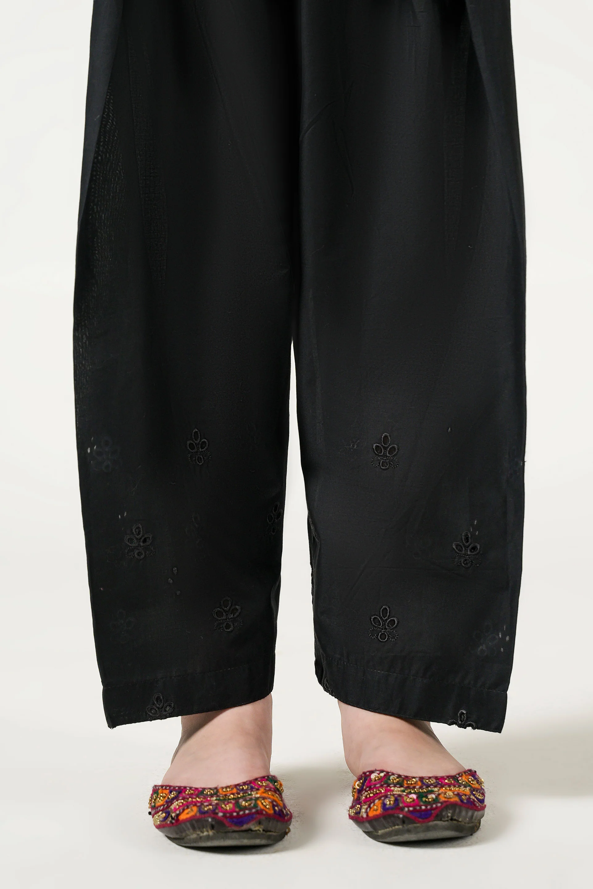 Shalwar (GSR-70)