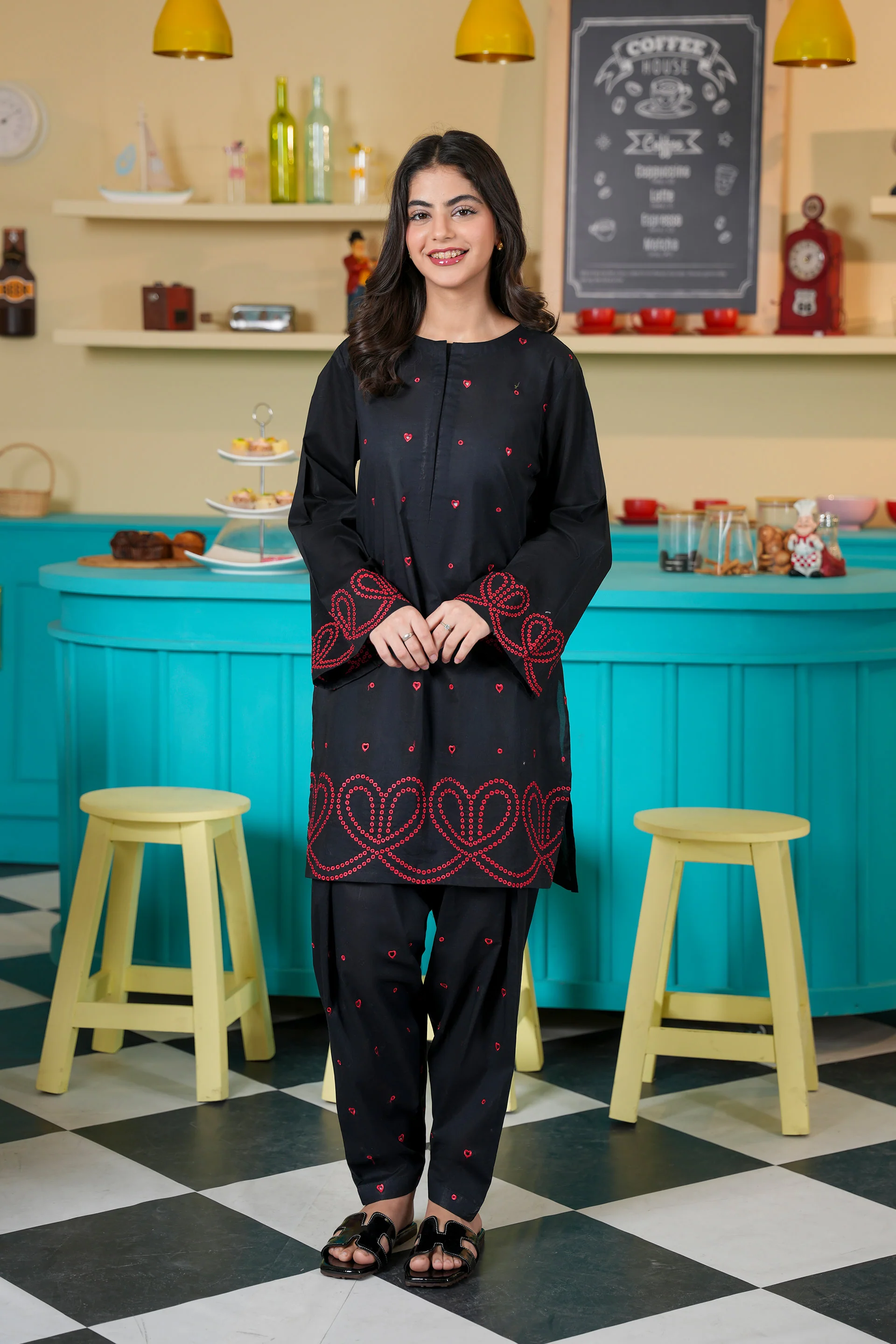 Embroidered Kameez With Shalwar (SSEGKS-34)