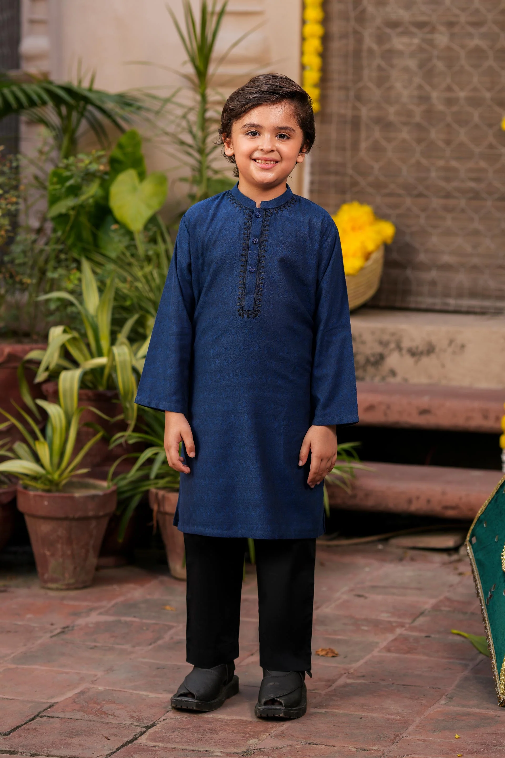 Kurta With Embroidery (MSFBSK-S895)