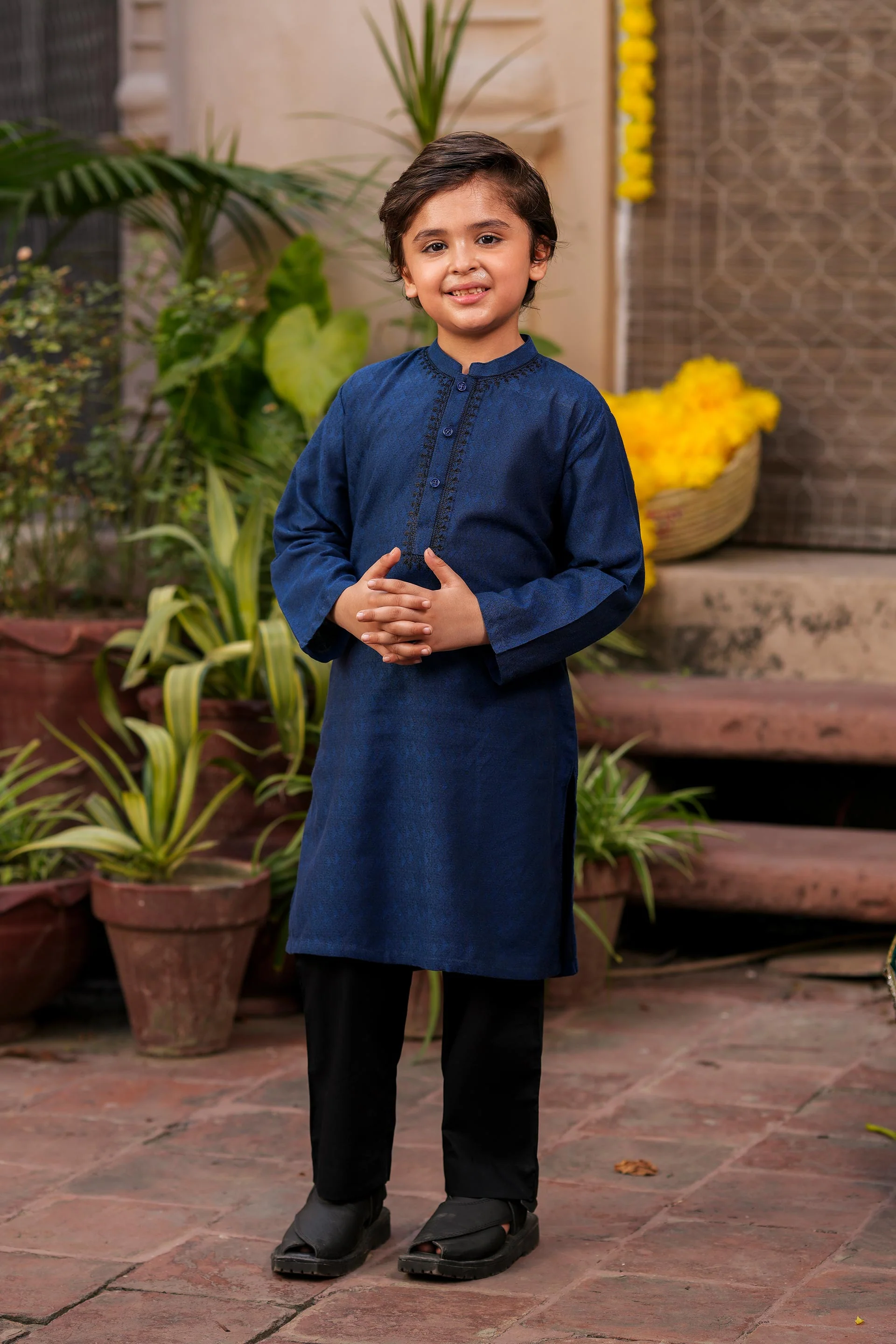 Kurta With Embroidery (MSFBSK-S895) - Image 3