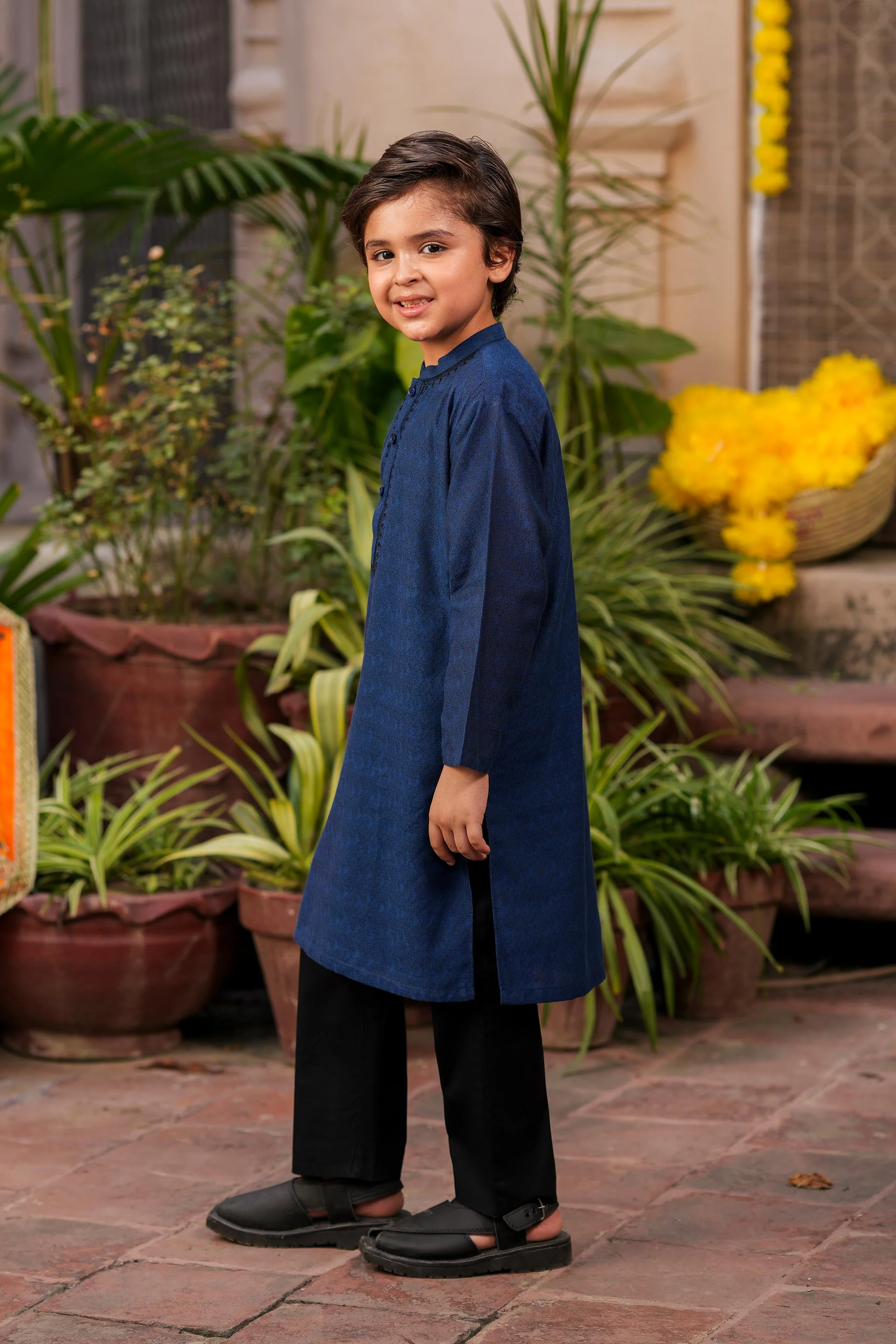 Kurta With Embroidery (MSFBSK-S895) - Image 4