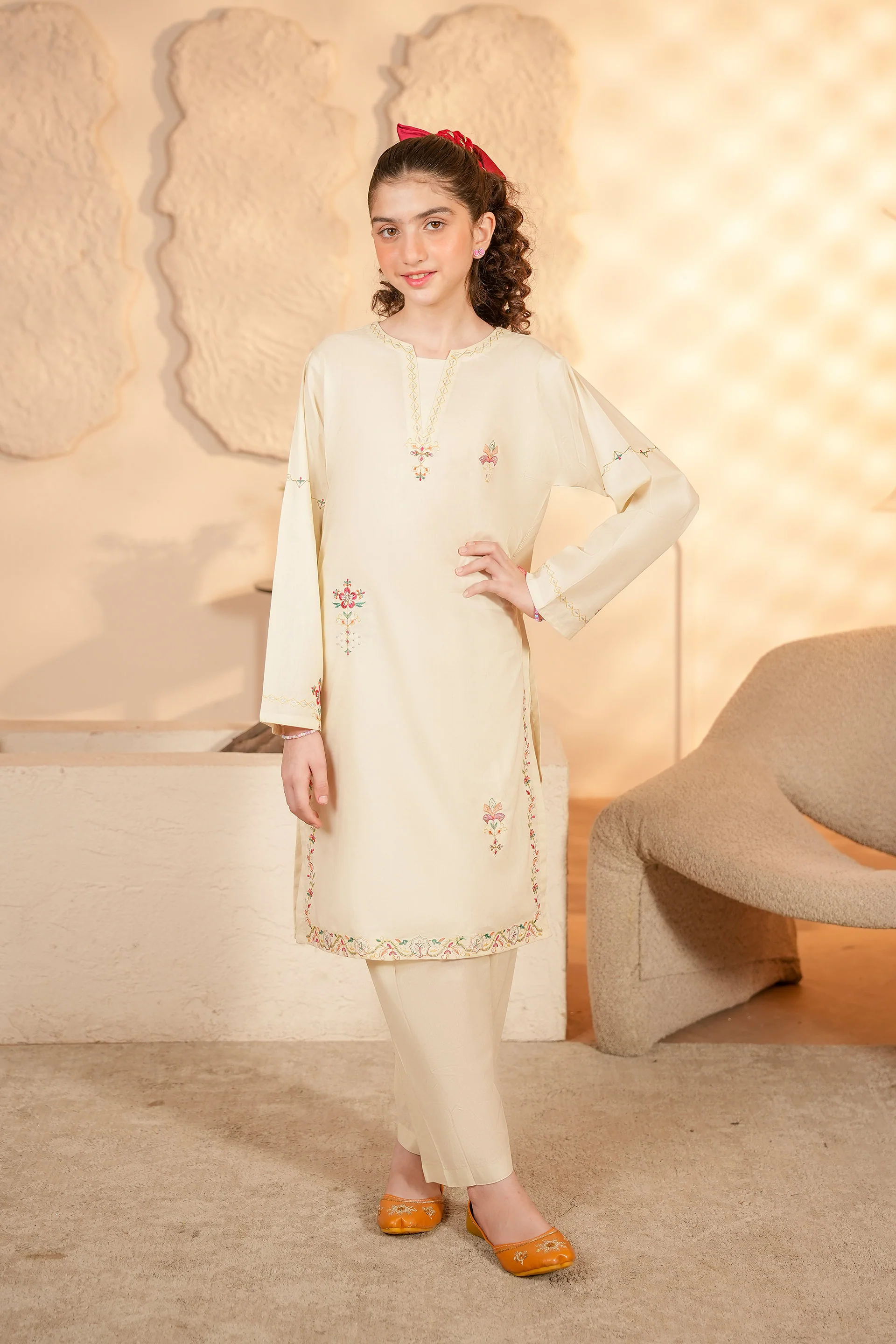 Embroidered Kameez & Trousers With Dupatta (GSK-609)