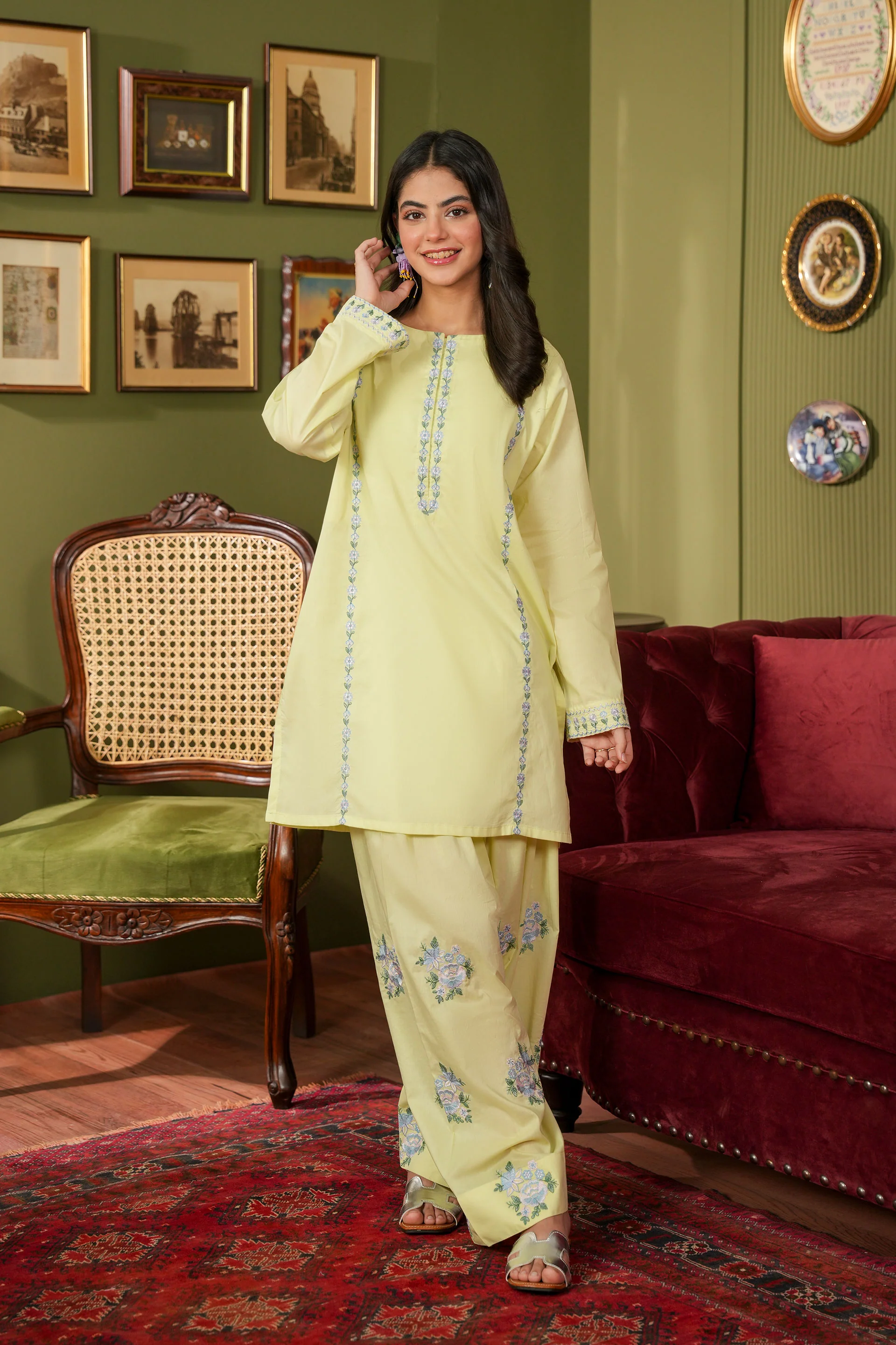 Embroidered Kameez And Shalwar (SSEGKS-36)