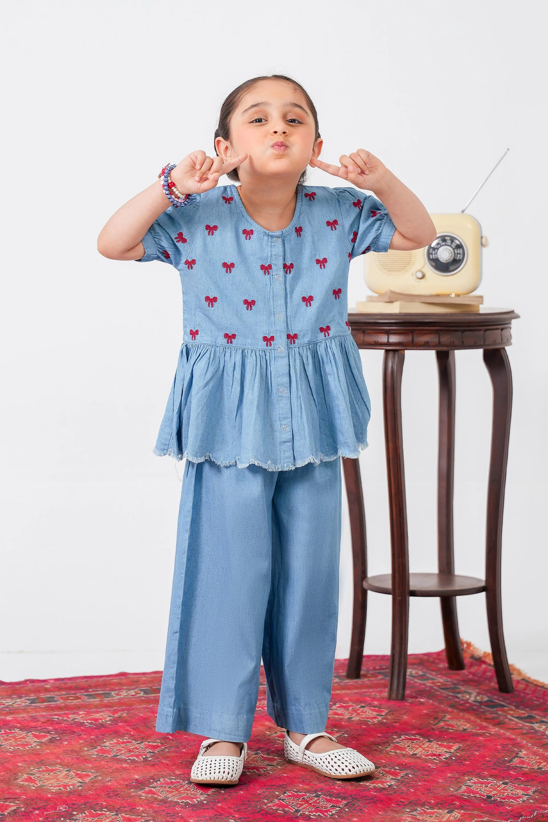 Embroidered Short Shirt With Loose Bottom (FD2-02) - Image 4