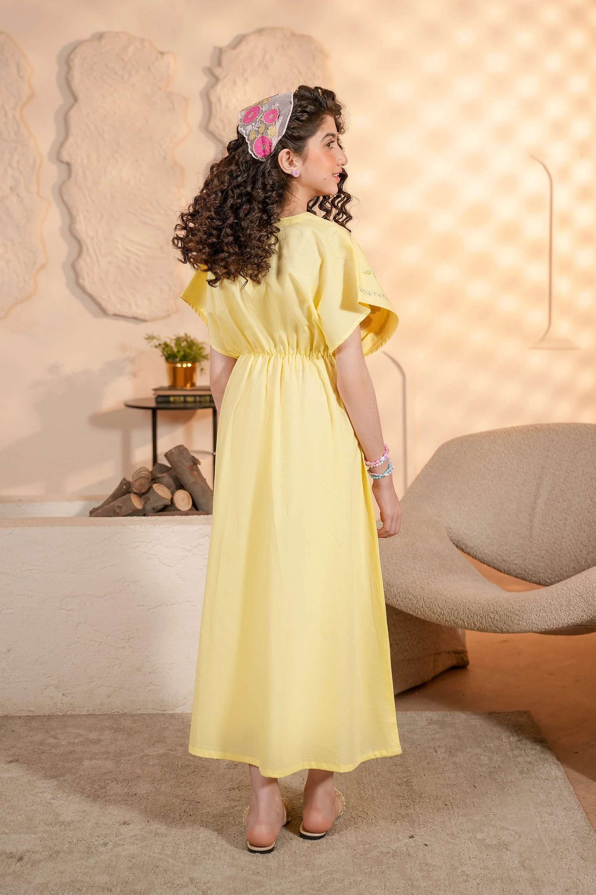 Embroidered Kameez & Capri Trousers (GSK-610) - Image 5