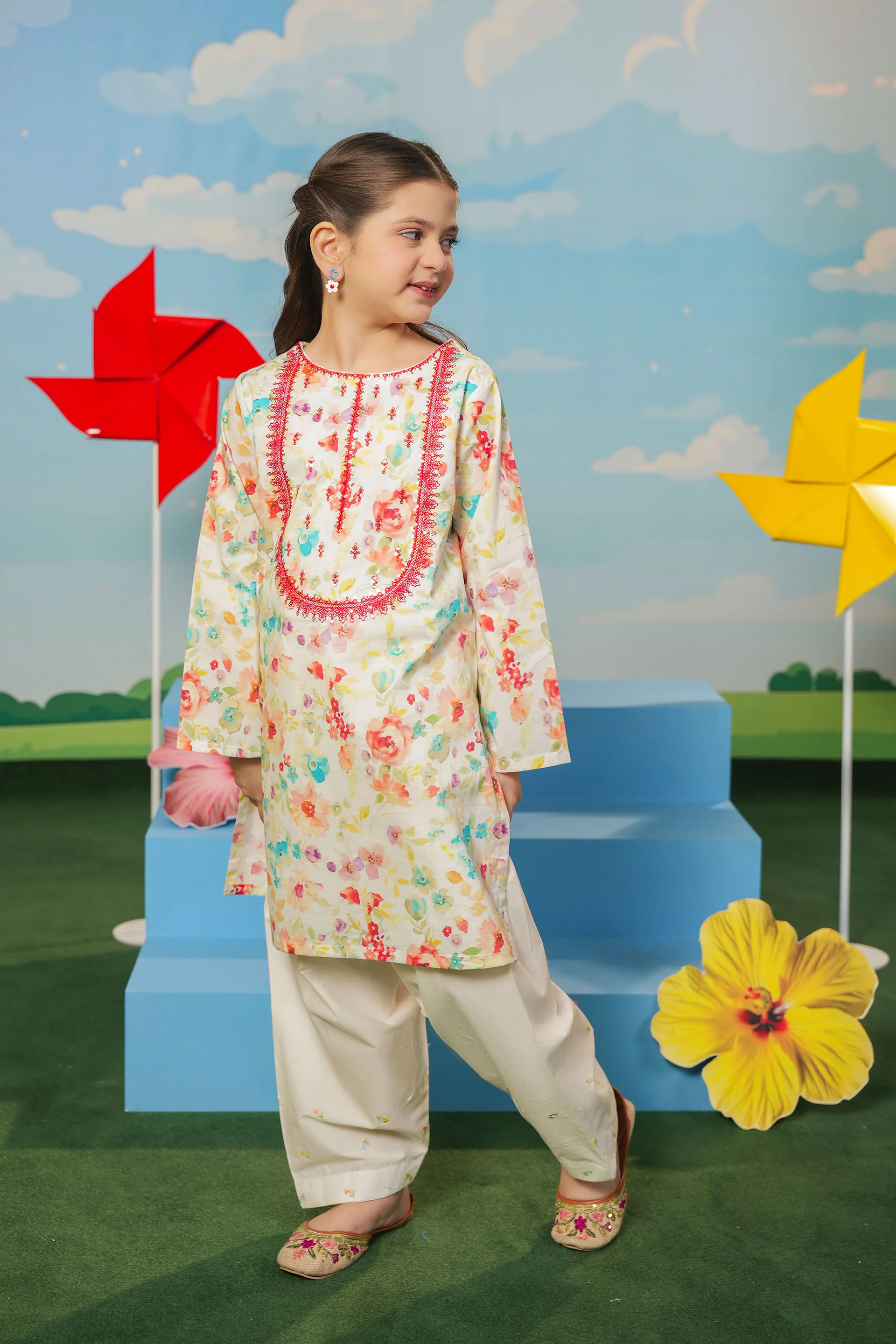 Embroidered Kurti (DGK-425) - Image 3