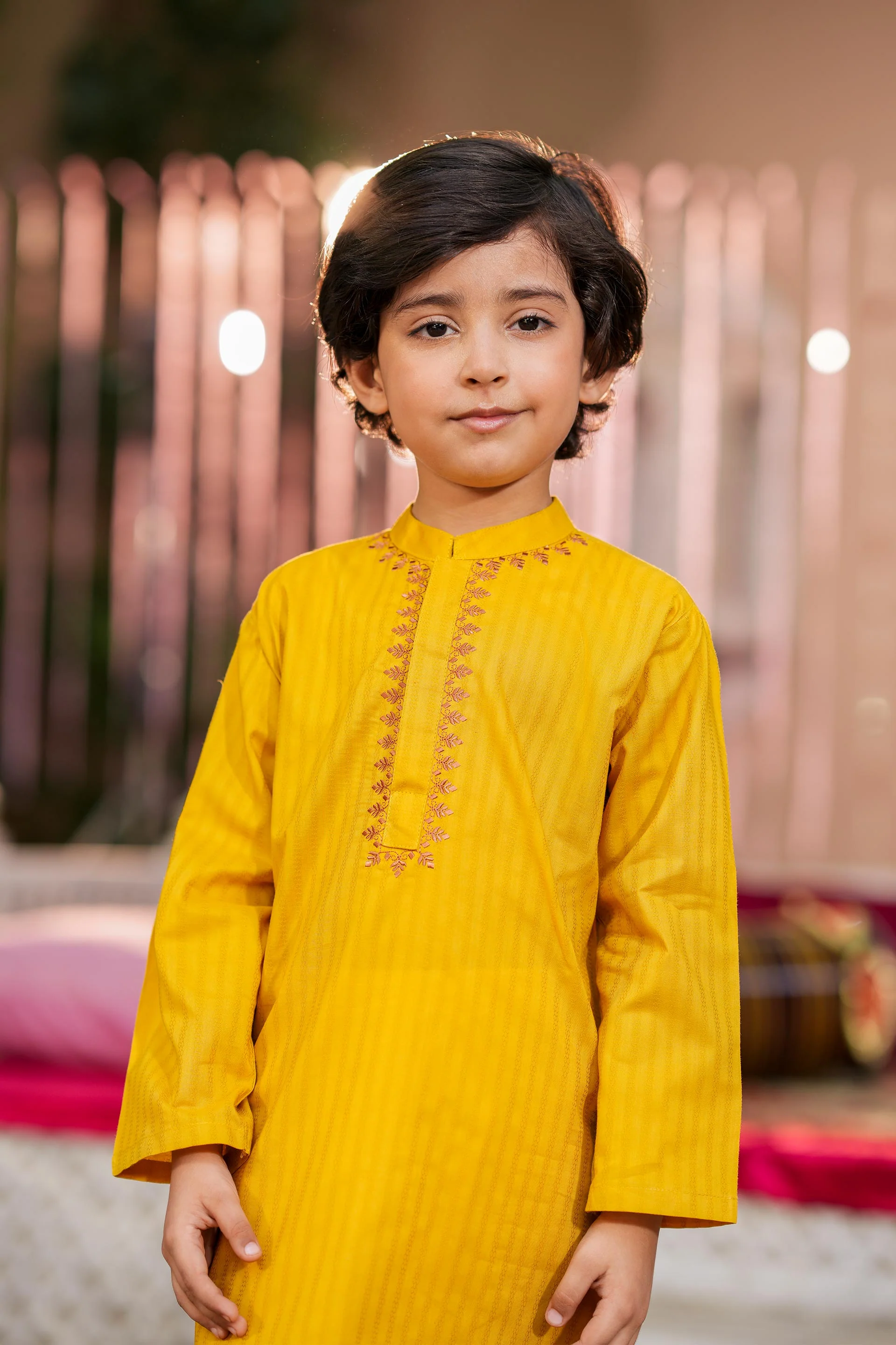 Kurta With Embroidery (FBK-S883) - Image 2