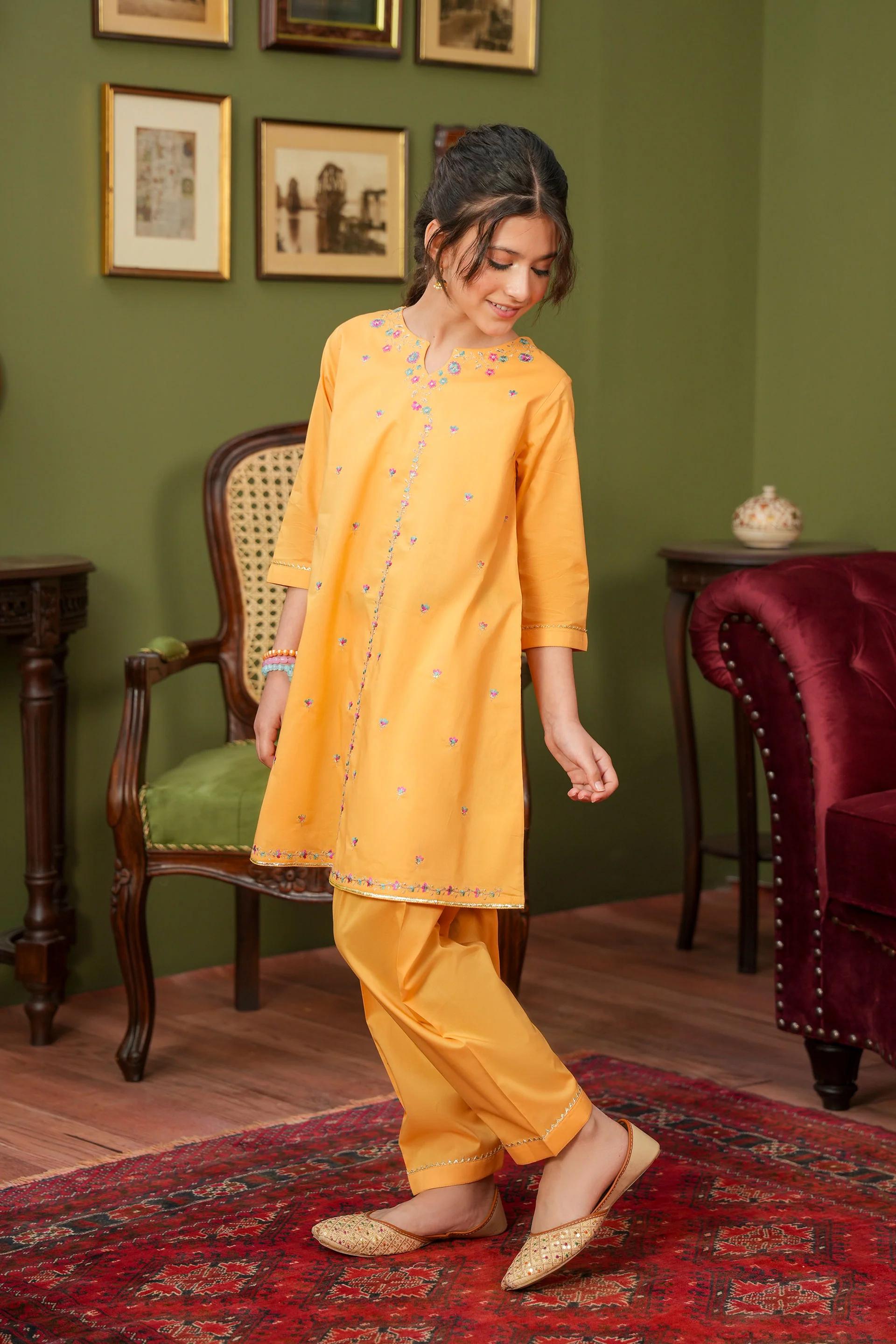 Embroidered Rangeen Kurti With Shalwar (RGKS-36) - Image 4