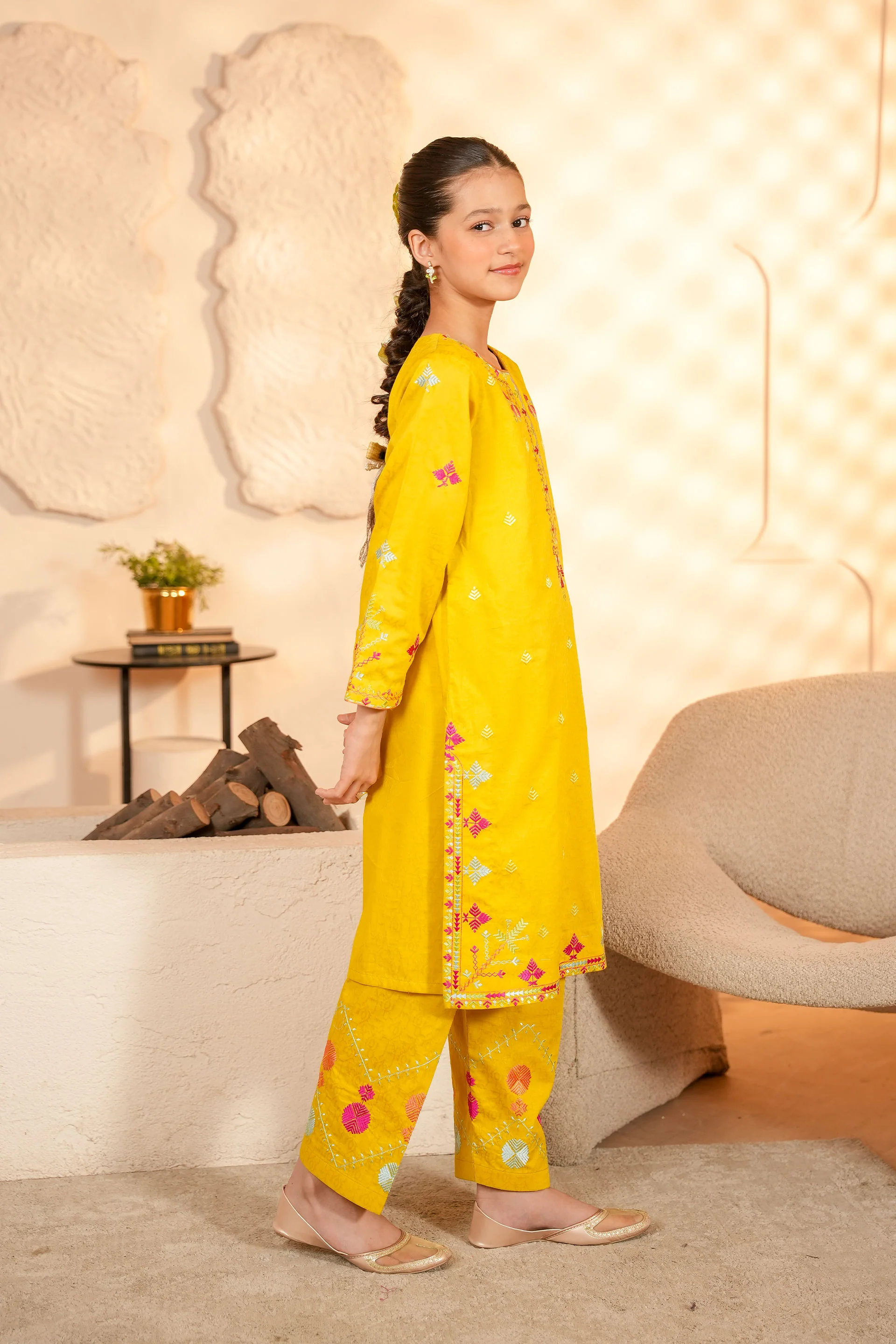 Embroidered Shirt With Loose Embroidered Bottom (RGKS2-08) - Image 4