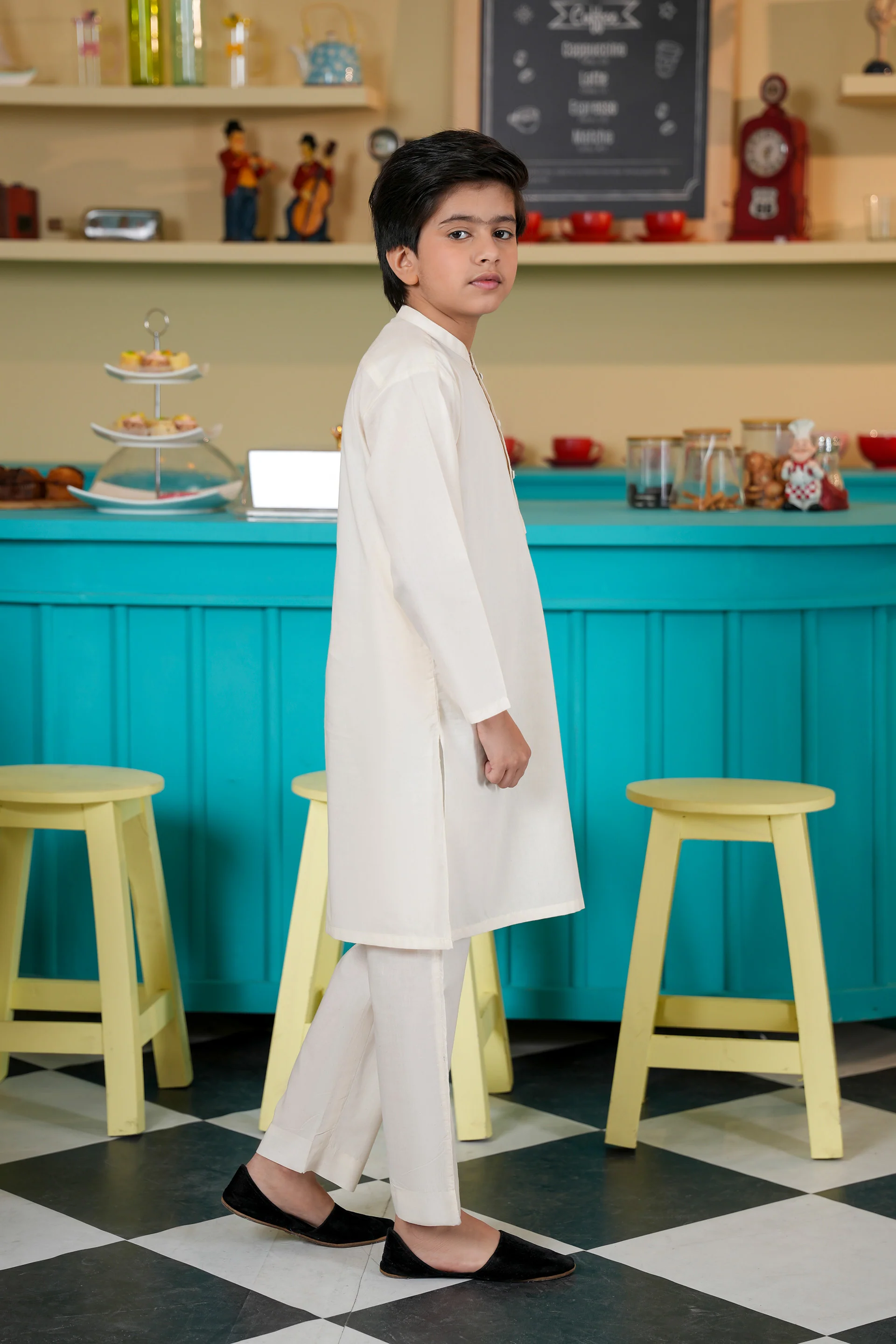 Boys Off-White Kurta Trousers Set (MSKZBS-15) - Image 4