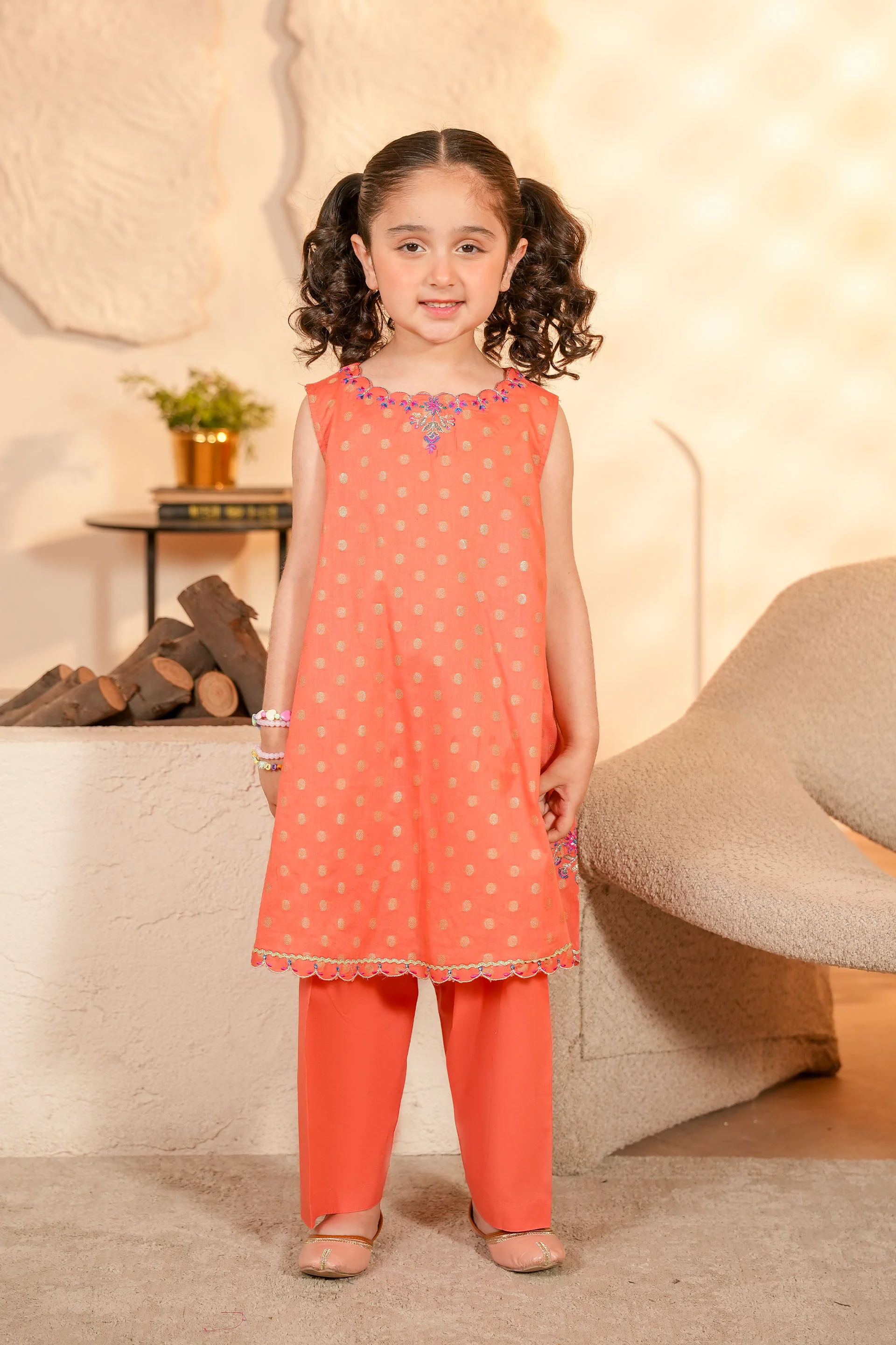 Embroidered Kurti With Shalwar & Separate Sleeves (RGKS-42)