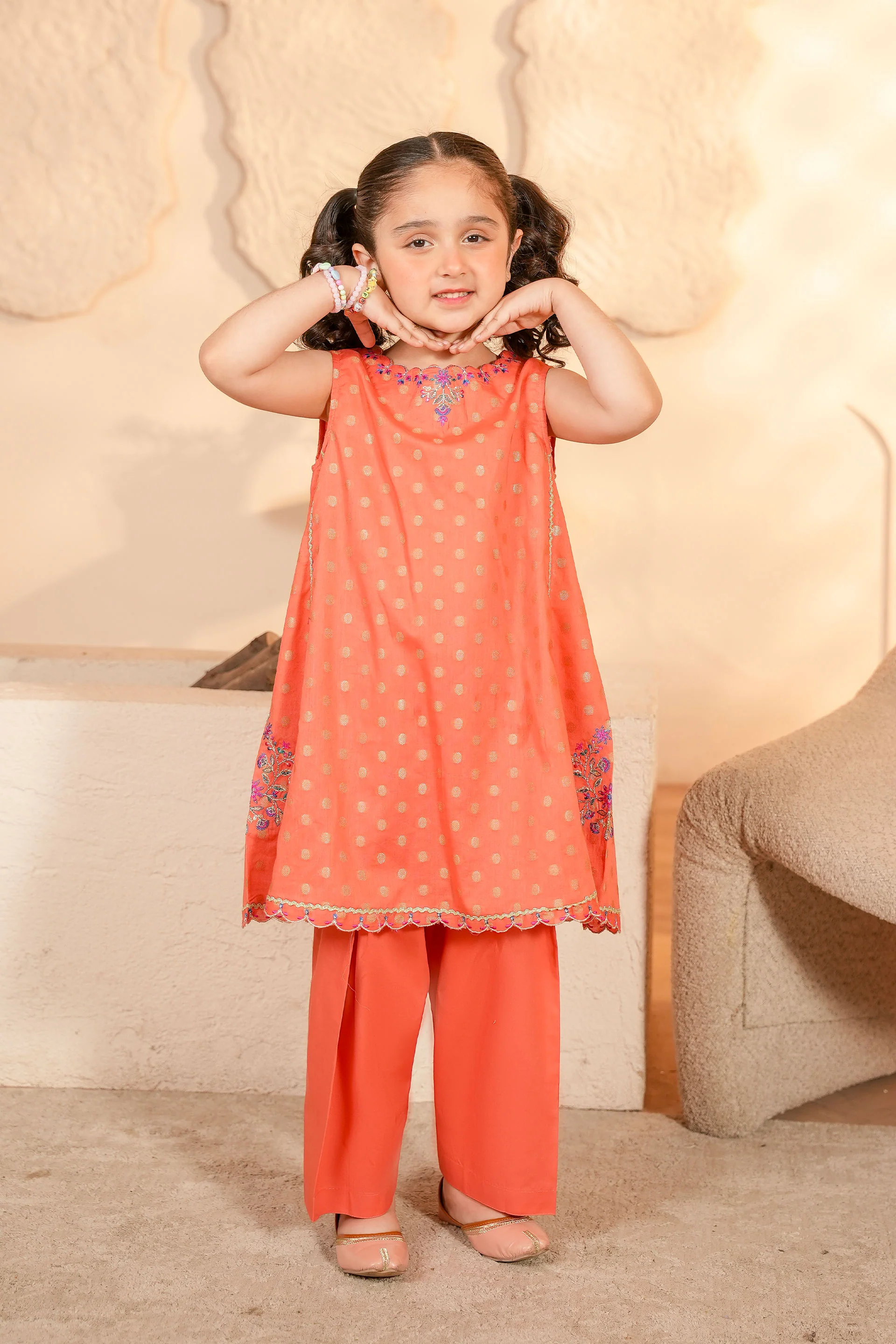 Embroidered Kurti With Shalwar & Separate Sleeves (RGKS-42) - Image 2