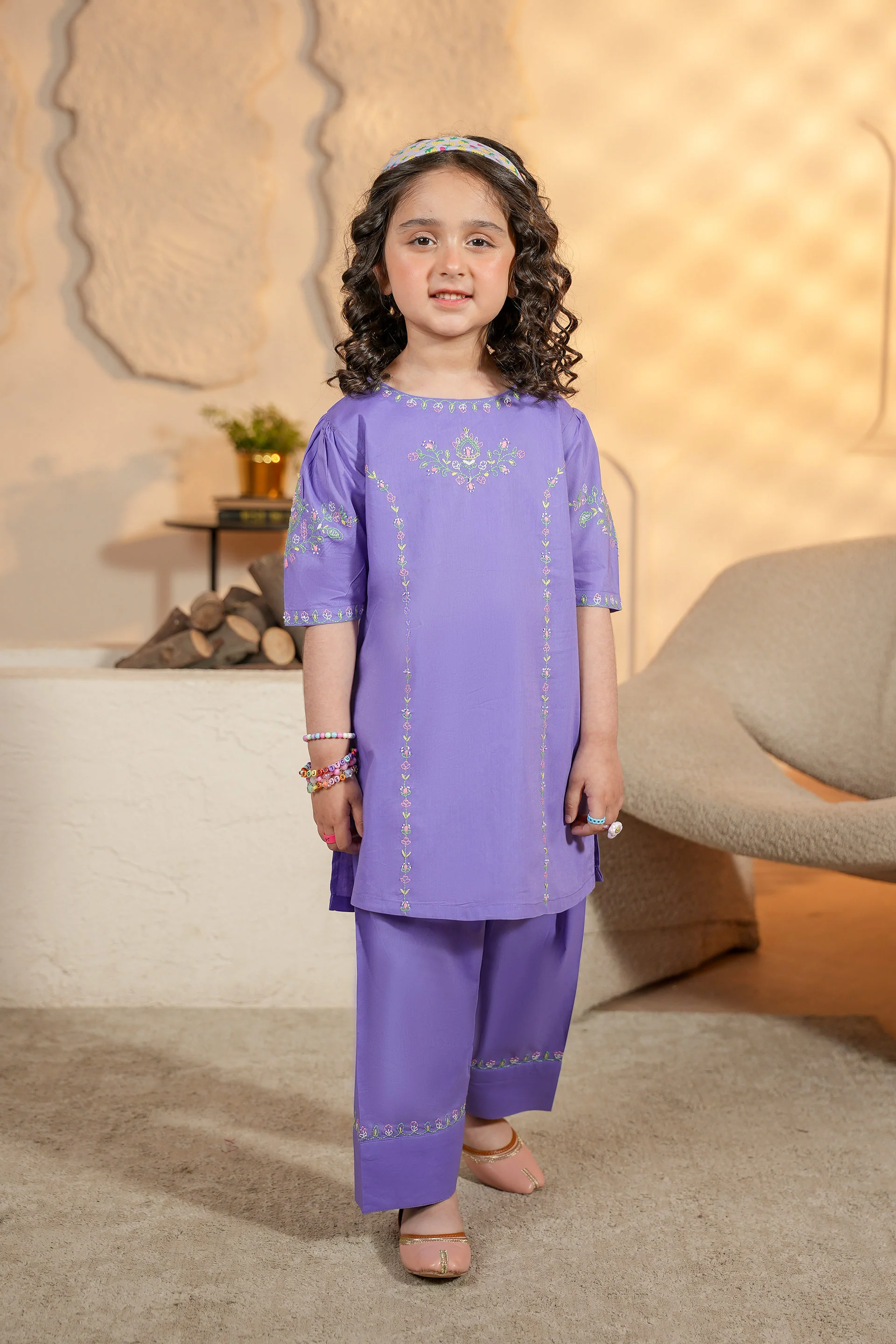 Hand Embroidered Kameez Shalwar (GSKH-57)
