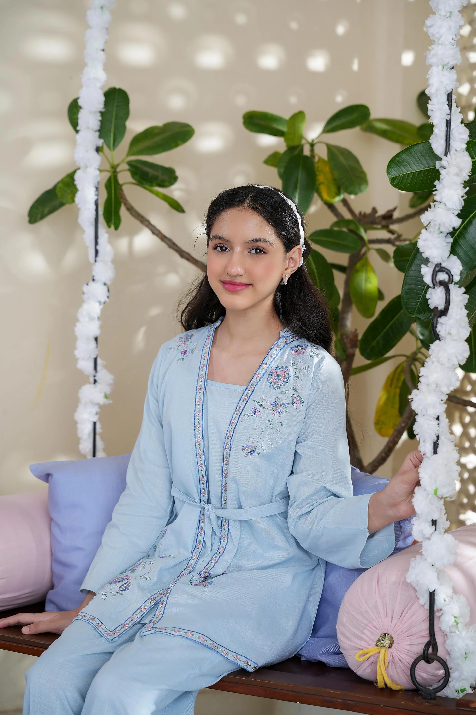 Embroidered Gown With Undershirt & Bootcut Trousers (GSK-584) - Image 2