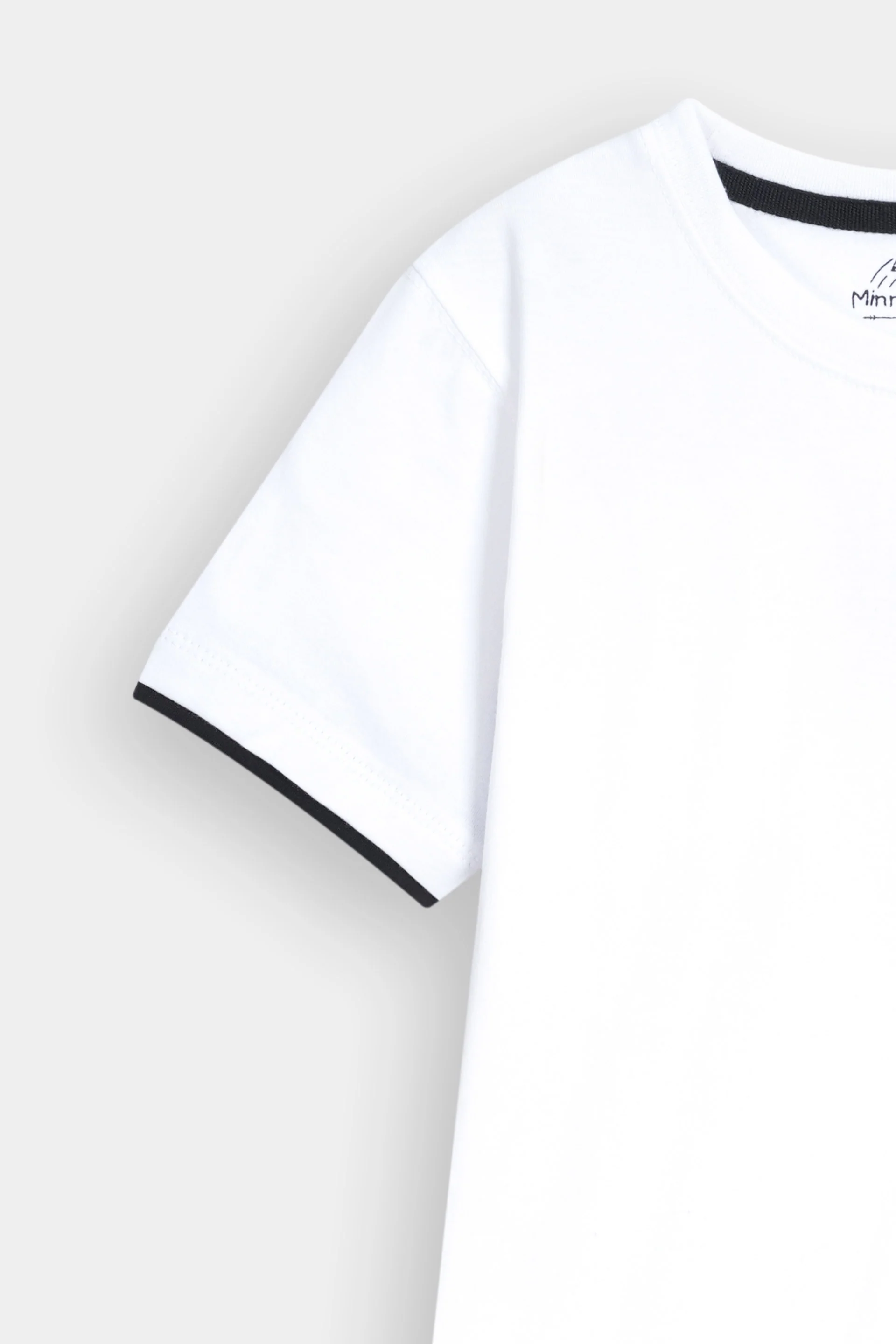 Graphic T-Shirt (BKTJ-135) - Image 3