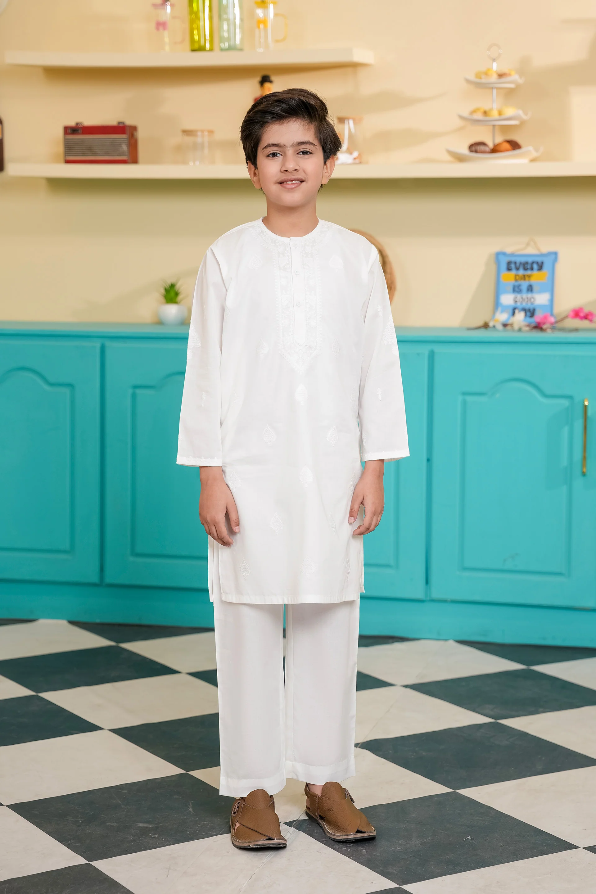 Embroidered Shirt And Trousers (FBKS2-03)