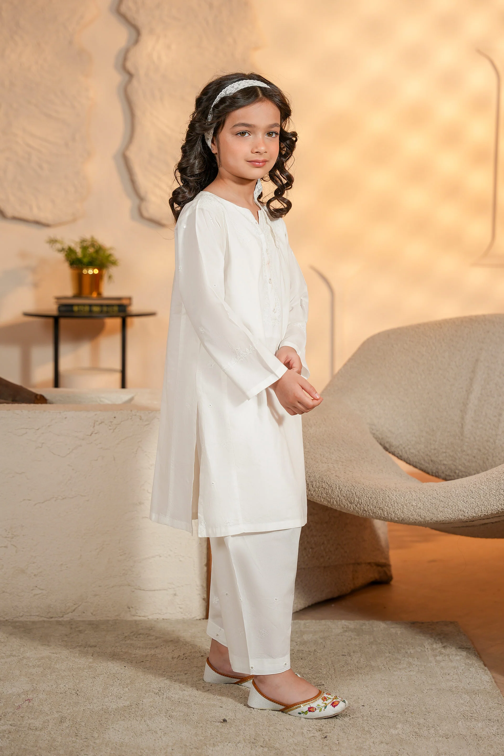 Hand Embroidered Kameez & Shalwar (GSKH-50) - Image 3