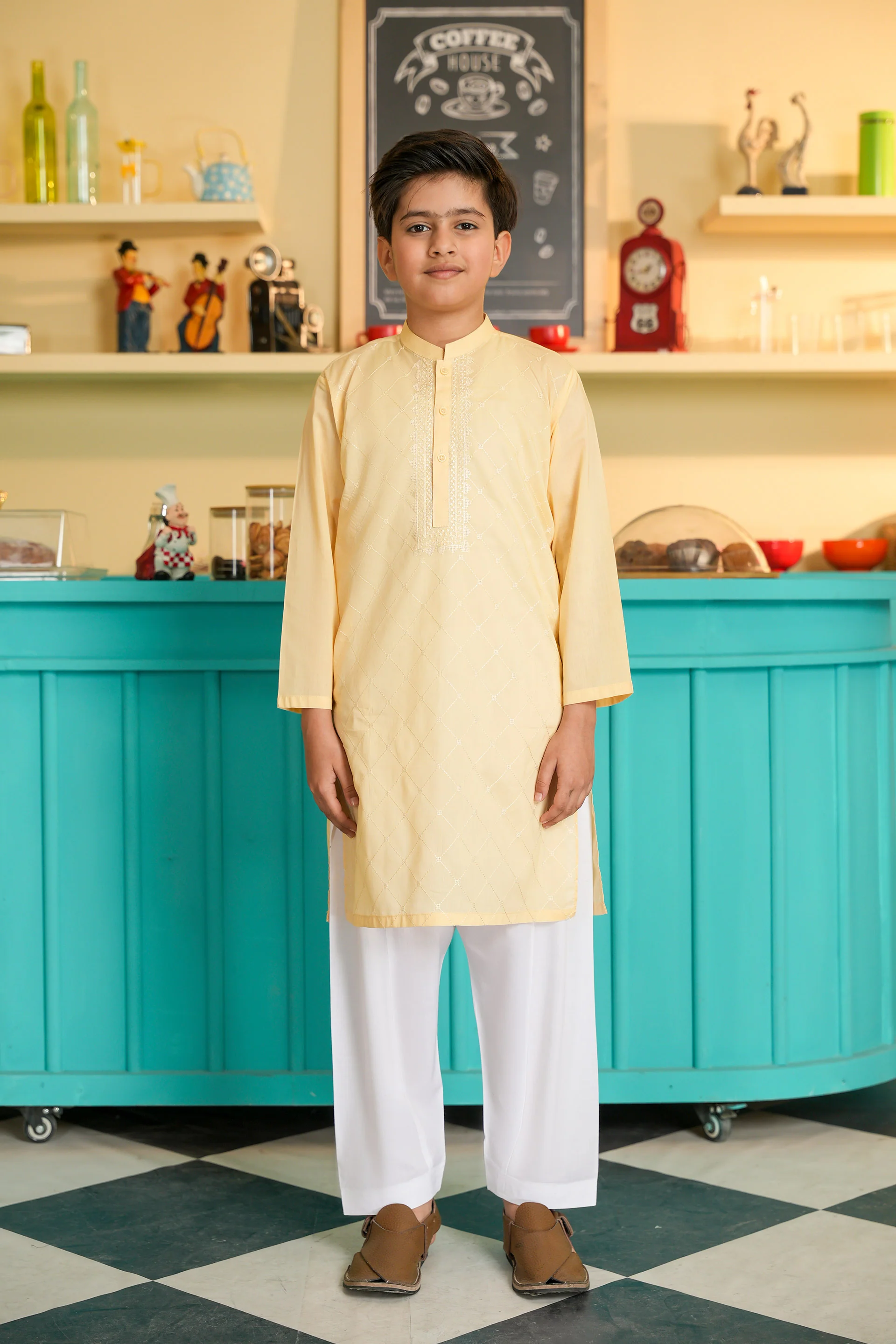 Embroidered Kurta (FBK-900)